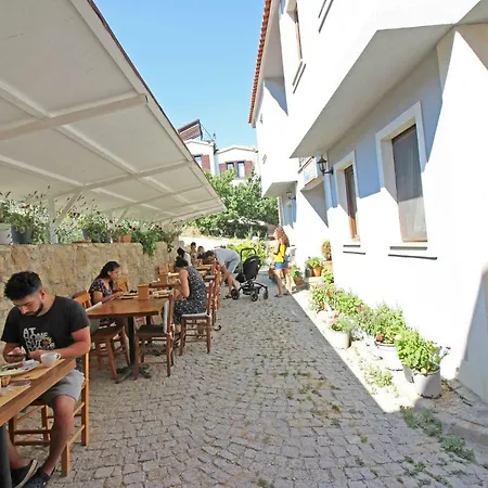 Tenedion Hotel *